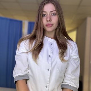 лікарка Кузьменко